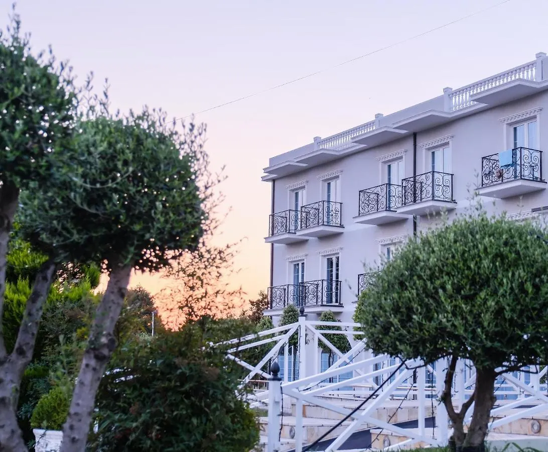 Üdülőpark Gardenland Resort Bushat